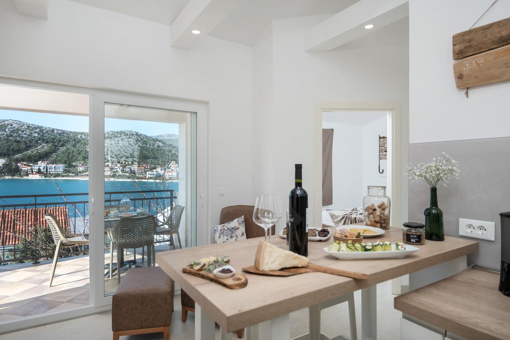 Arka Trogir Apartments - Seget Vranjica Exterior foto