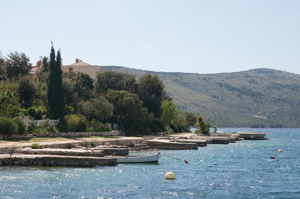 Arka Trogir Apartments - Seget Vranjica Exterior foto